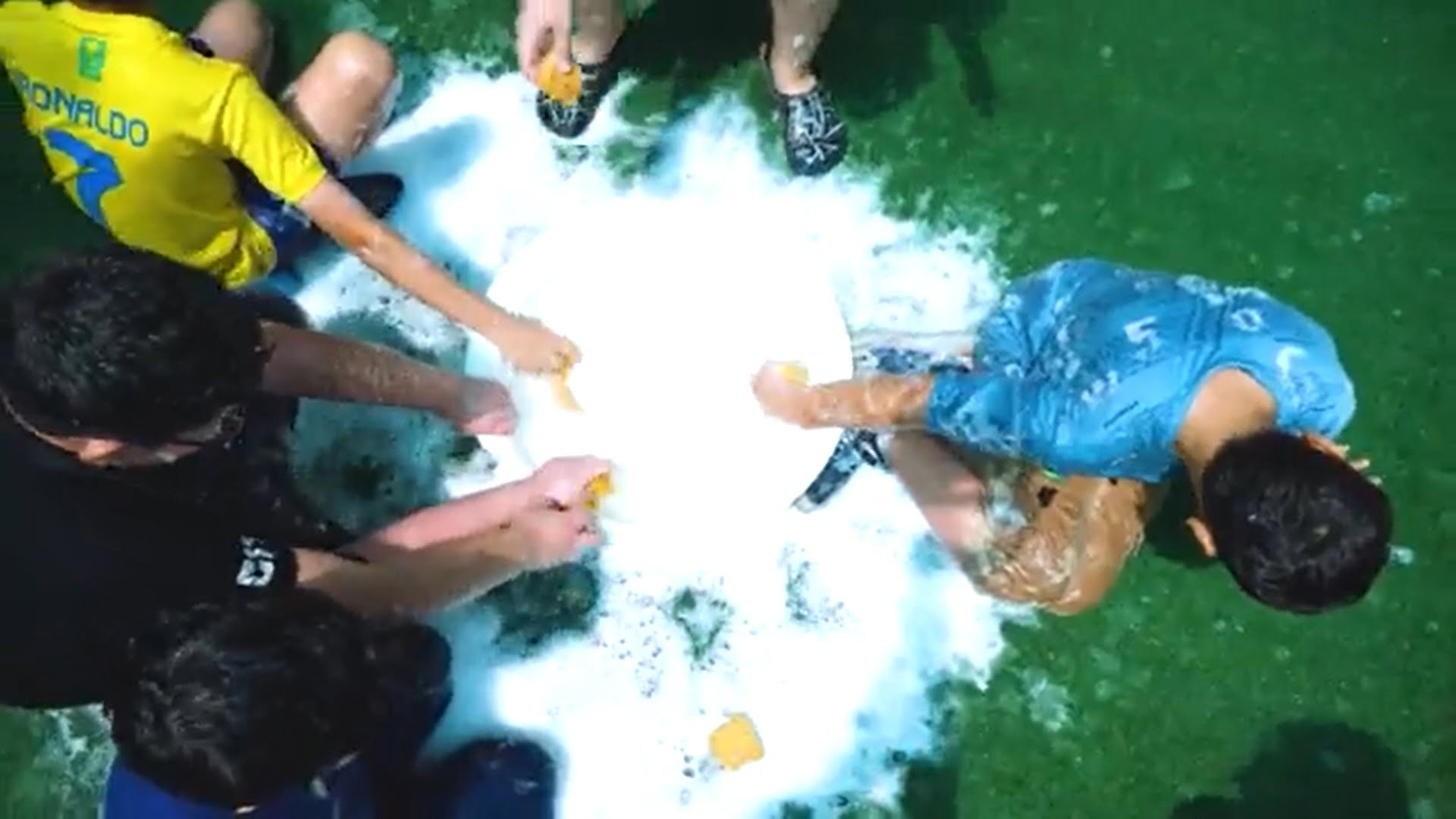 فستیوال-کف-بازی-در-مدارس-حضرت-قائم-عج-شرکت-در-کلاس‌های-تابستانه-برای-دانش‌آموزان-ابتدایی